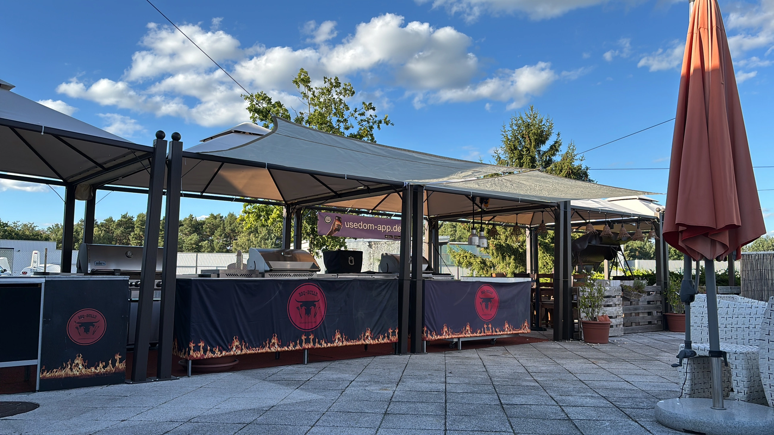 Unsere Grillstation auf der Terrasse